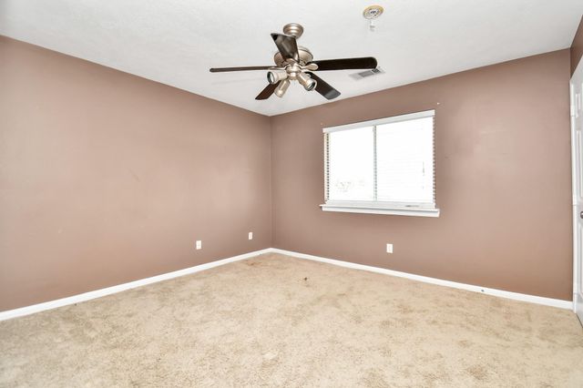 10810 Desert Springs Circle, Houston, TX 77095