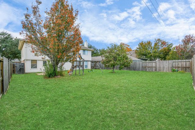 10810 Desert Springs Circle, Houston, TX 77095