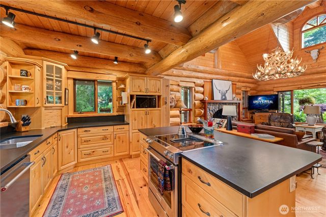 134 Sacred Moon Way, Friday Harbor, WA 98250
