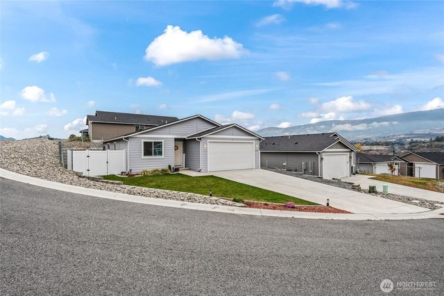 2205 SE Marlette Road, East Wenatchee, WA 98802