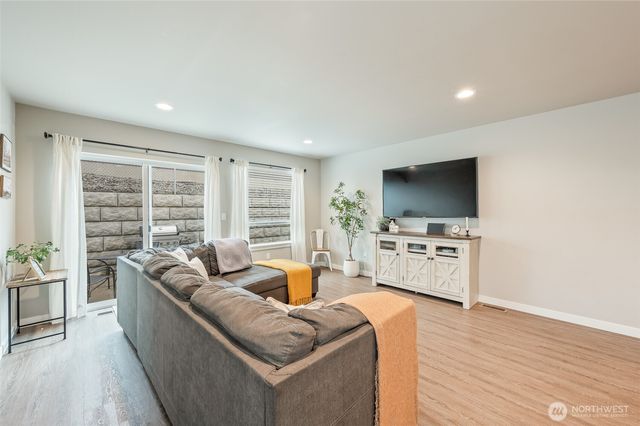 2205 SE Marlette Road, East Wenatchee, WA 98802