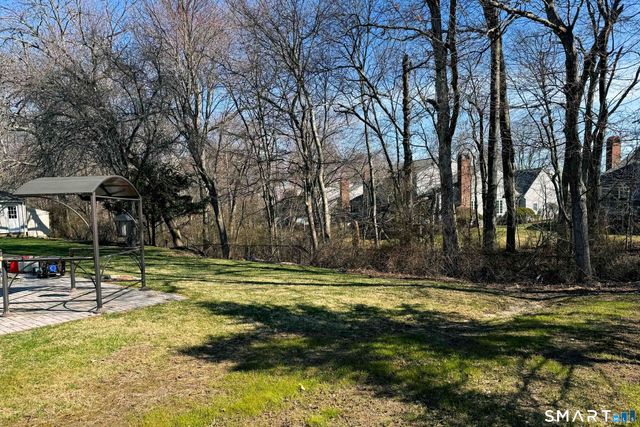 118 Harvester Road, Fairfield, CT 06825