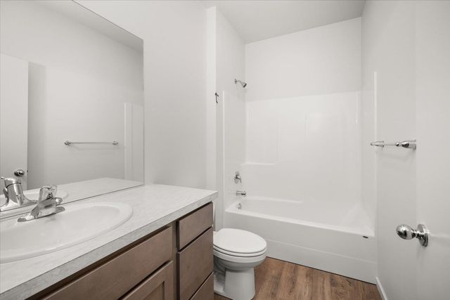 10404 W Sorenstam Rd, Cheney, WA 99004