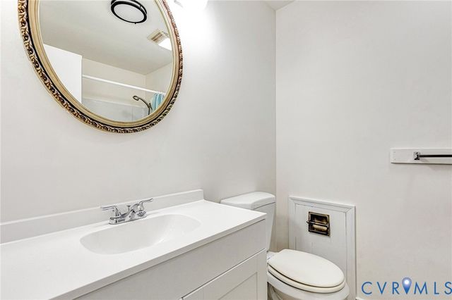 9107 Mossybrook Rd, Mechanicsville, VA 23116