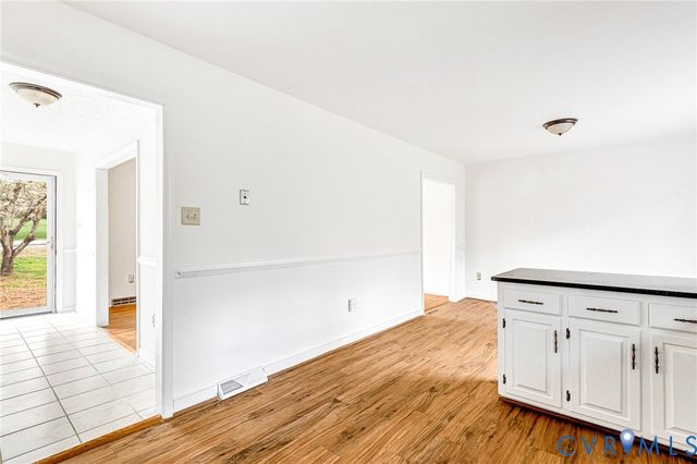9107 Mossybrook Rd, Mechanicsville, VA 23116
