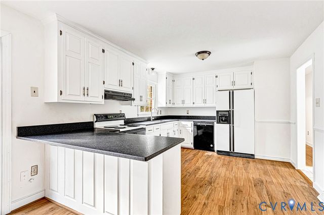9107 Mossybrook Rd, Mechanicsville, VA 23116