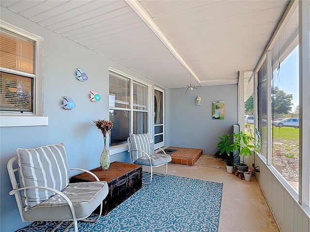 831 HILLSIDE AVE, Lake Wales, FL 33853