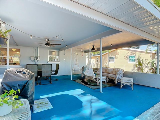 831 HILLSIDE AVE, Lake Wales, FL 33853