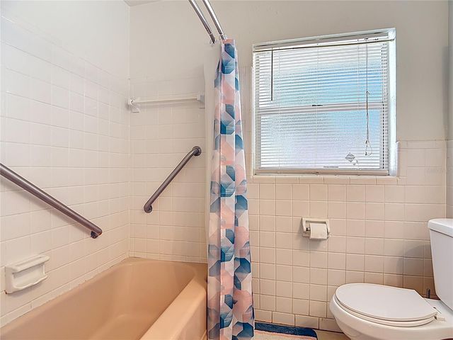 831 HILLSIDE AVE, Lake Wales, FL 33853