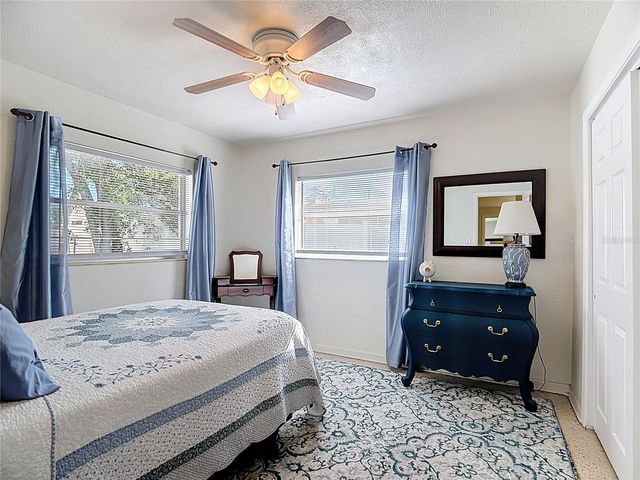 831 HILLSIDE AVE, Lake Wales, FL 33853