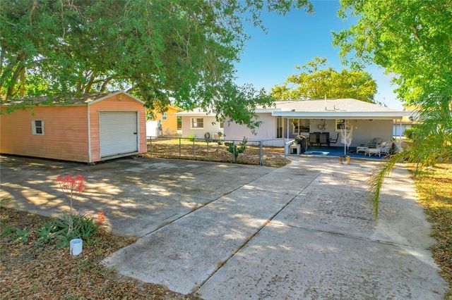 831 HILLSIDE AVE, Lake Wales, FL 33853