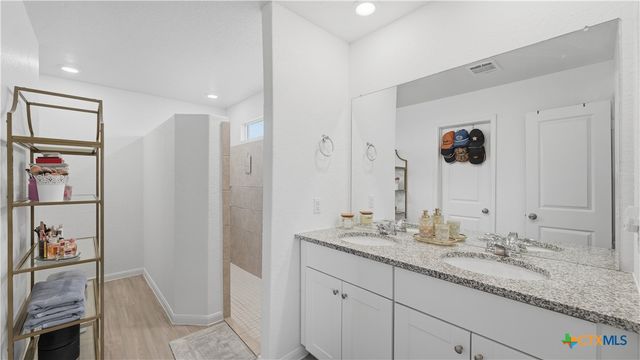 1949 Redstart, New Braunfels, TX 78130
