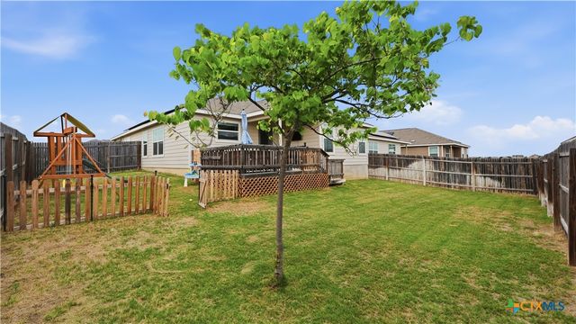 1949 Redstart, New Braunfels, TX 78130