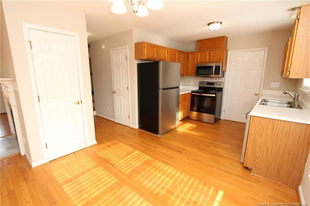 101 Lake Meadow Drive, Apex, NC 27502