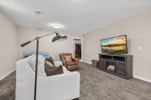 19151 Shamrock Lane, Shafer, MN 55074