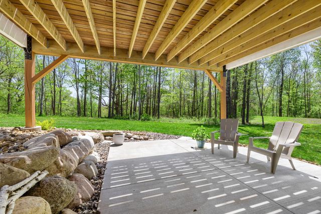 19151 Shamrock Lane, Shafer, MN 55074