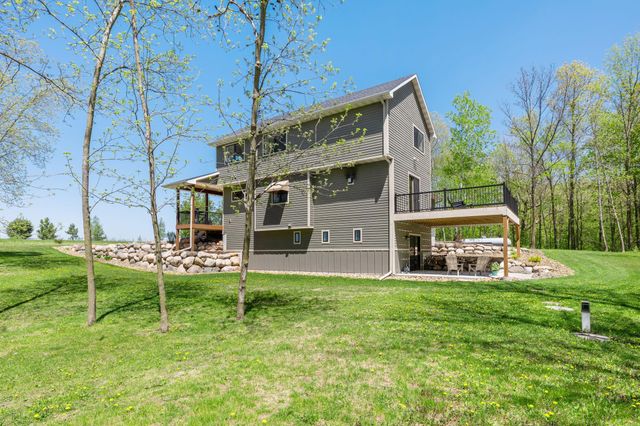 19151 Shamrock Lane, Shafer, MN 55074