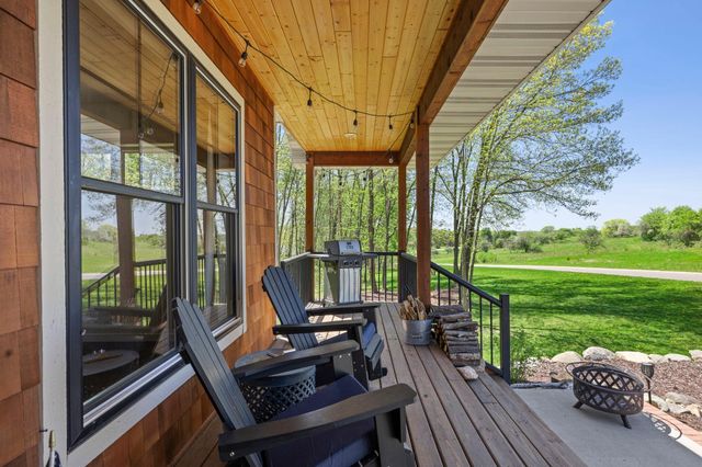 19151 Shamrock Lane, Shafer, MN 55074