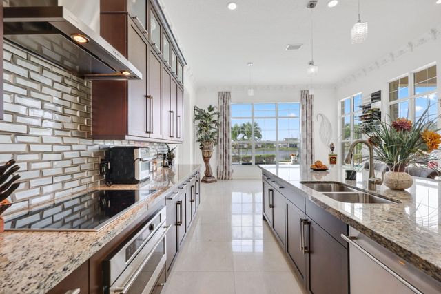 5700 N Sterling Ranch Drive, Davie, FL 33314