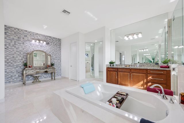 5700 N Sterling Ranch Drive, Davie, FL 33314