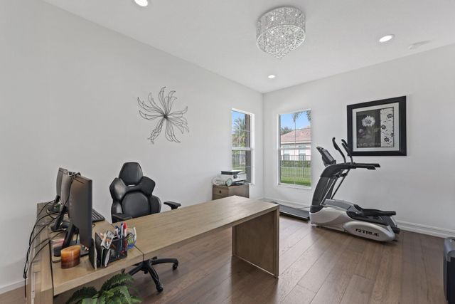 5700 N Sterling Ranch Drive, Davie, FL 33314