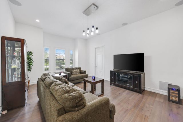 5700 N Sterling Ranch Drive, Davie, FL 33314