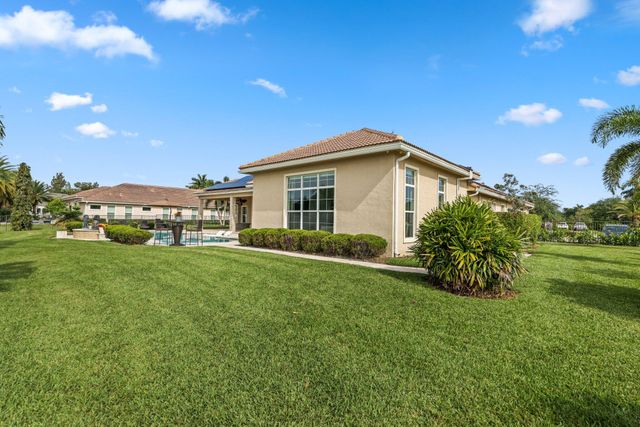 5700 N Sterling Ranch Drive, Davie, FL 33314