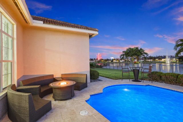 5700 N Sterling Ranch Drive, Davie, FL 33314