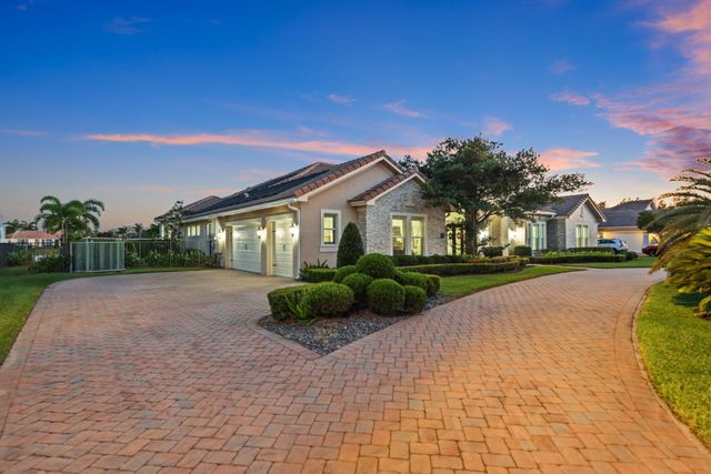 5700 N Sterling Ranch Drive, Davie, FL 33314