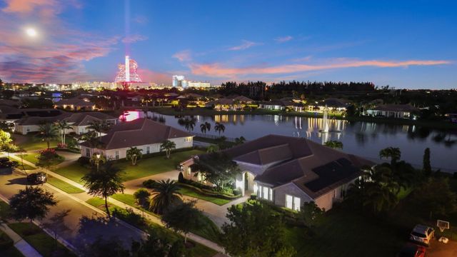 5700 N Sterling Ranch Drive, Davie, FL 33314