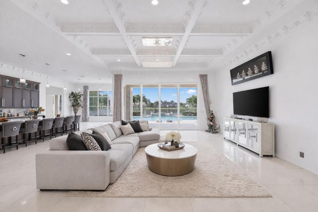 5700 N Sterling Ranch Drive, Davie, FL 33314