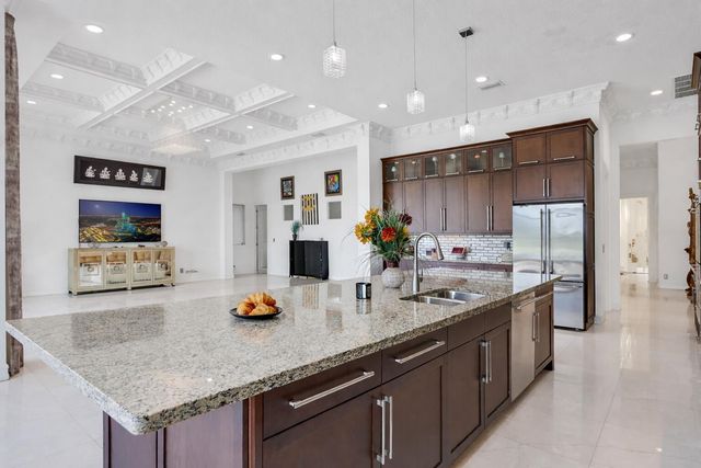 5700 N Sterling Ranch Drive, Davie, FL 33314