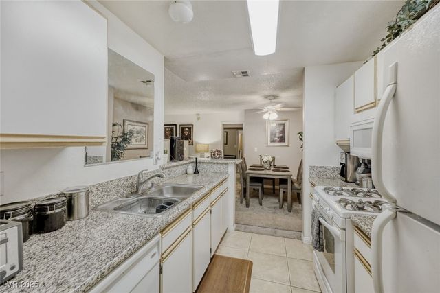 2200 South Fort Apache Road 1251, Las Vegas, NV 89117