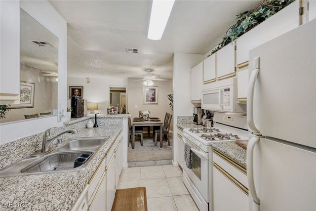 2200 South Fort Apache Road 1251, Las Vegas, NV 89117