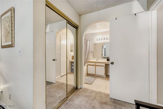 2200 South Fort Apache Road 1251, Las Vegas, NV 89117