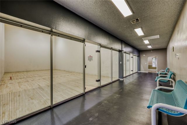 2200 South Fort Apache Road 1251, Las Vegas, NV 89117