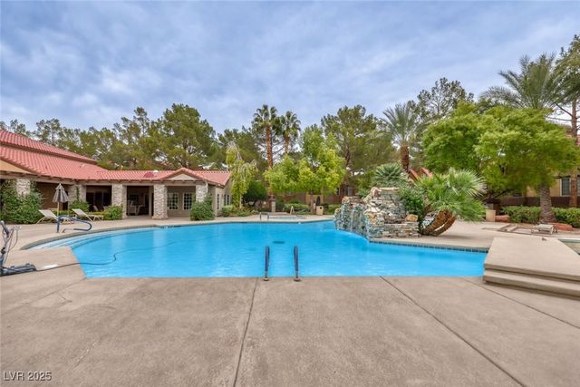 2200 South Fort Apache Road 1251, Las Vegas, NV 89117