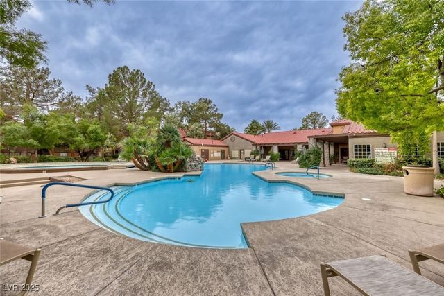 2200 South Fort Apache Road 1251, Las Vegas, NV 89117