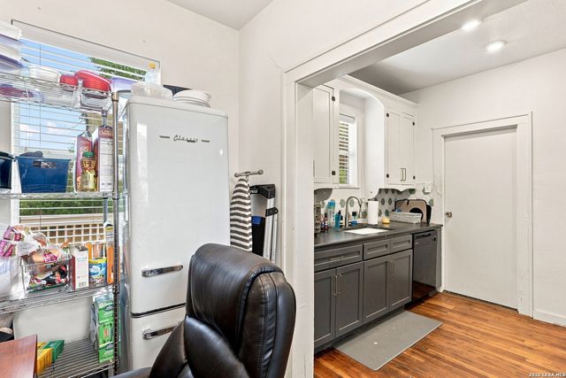 421 ELEANOR AVE, San Antonio, TX 78209