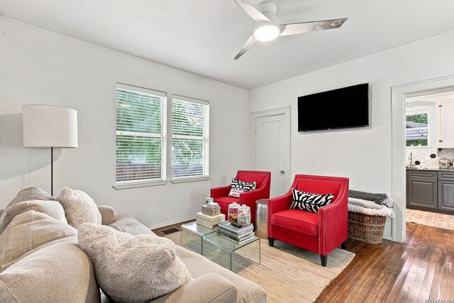 421 ELEANOR AVE, San Antonio, TX 78209
