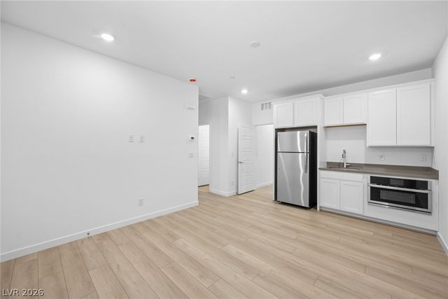 1658 Portofino Falls Place, Henderson, NV 89011