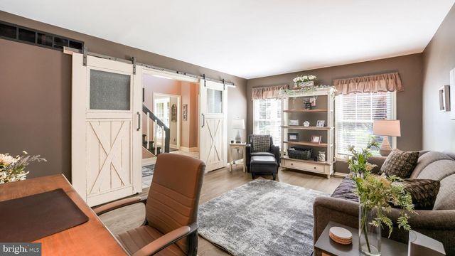 1724 BROOK LN, Jamison, PA 18929