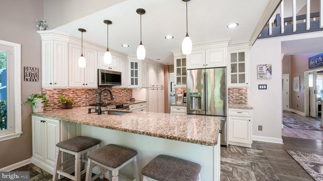 1724 BROOK LN, Jamison, PA 18929