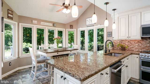 1724 BROOK LN, Jamison, PA 18929