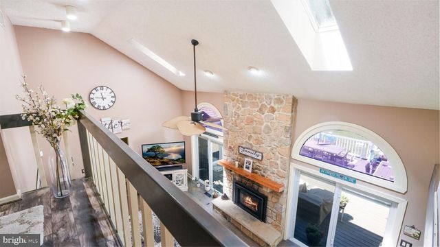 1724 BROOK LN, Jamison, PA 18929