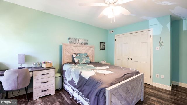 1724 BROOK LN, Jamison, PA 18929