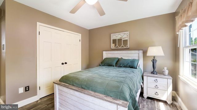 1724 BROOK LN, Jamison, PA 18929