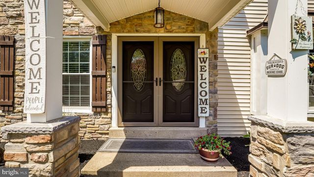 1724 BROOK LN, Jamison, PA 18929