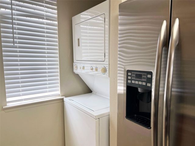2910 Grants Lake Boulevard 704, Sugar Land, TX 77479