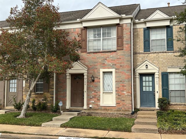 2910 Grants Lake Boulevard 704, Sugar Land, TX 77479